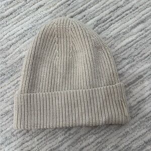 Lululemon beanie
